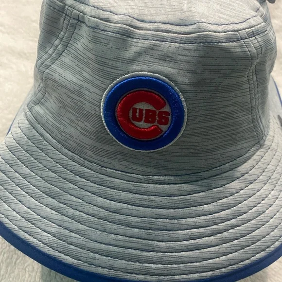 New Era⚾️ Chicago Cubs Training Bucket Hat Gray/Royal Blue Trim OSFM - Picture 4 of 8